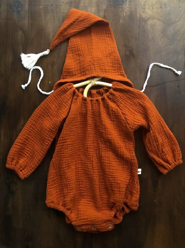 Taini Clothing - Viima romper, ruoste