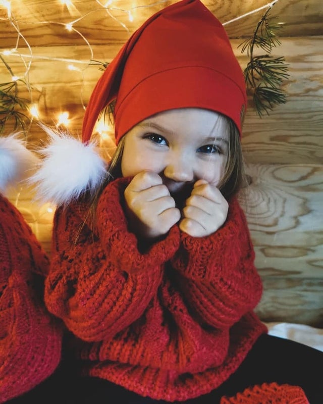 PoNo - Tonttulakki punainen keinoturkistupsulla