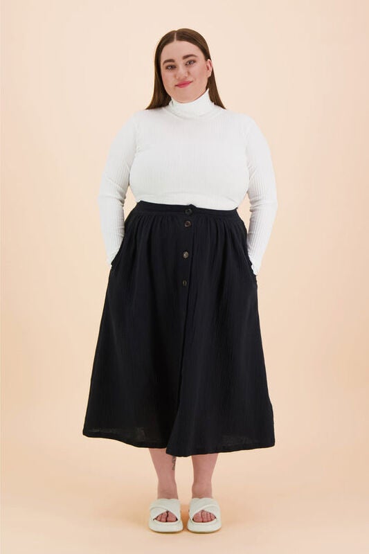 Kaiko - Button Skirt, Black